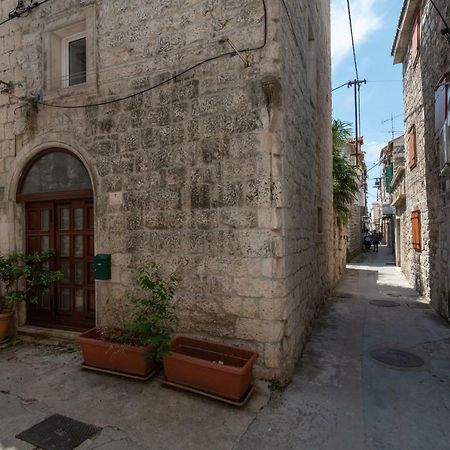 טרוגיר Apartman Skuribanda מראה חיצוני תמונה